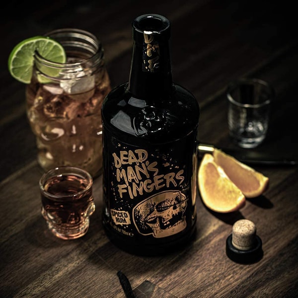 Rom Dead Mans Fingers Spiced, 0.7L